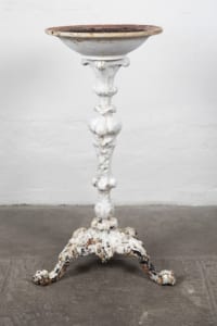 Early 20th Century bird bath