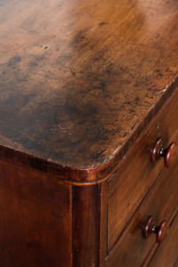 Antique mahogany chest of drawers