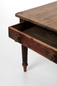 Victorian scrub top table