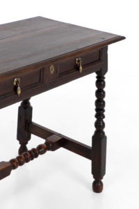 William III oak side table with single drawer