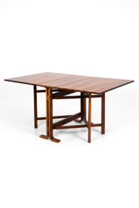 Rosewood drop-leaf dining table model NR 4 designed by Bendt Winge for Kleppe Møbelfabrik