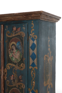 unique antique furniture