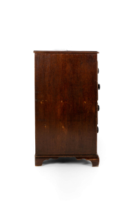 Victorian chest of drawers