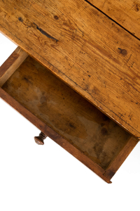 Country house antiques