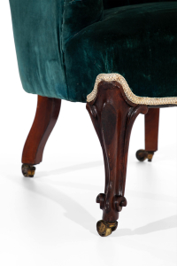 Antique lounge chair