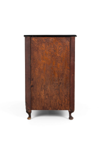 Victorian chest of drawers