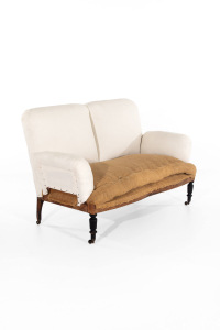 Country house antiques