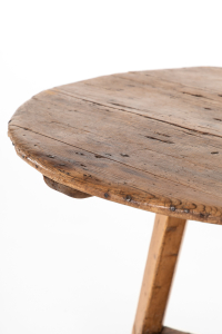 antique round tables