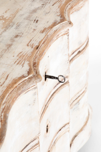 Gustavian Swedish furniture