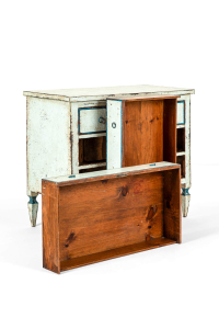 antique chest of drawers