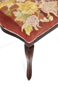 Country house antiques