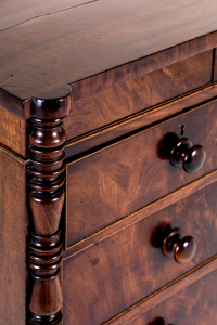antique mahogany chest of drawers