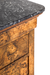 antique chest of drawers